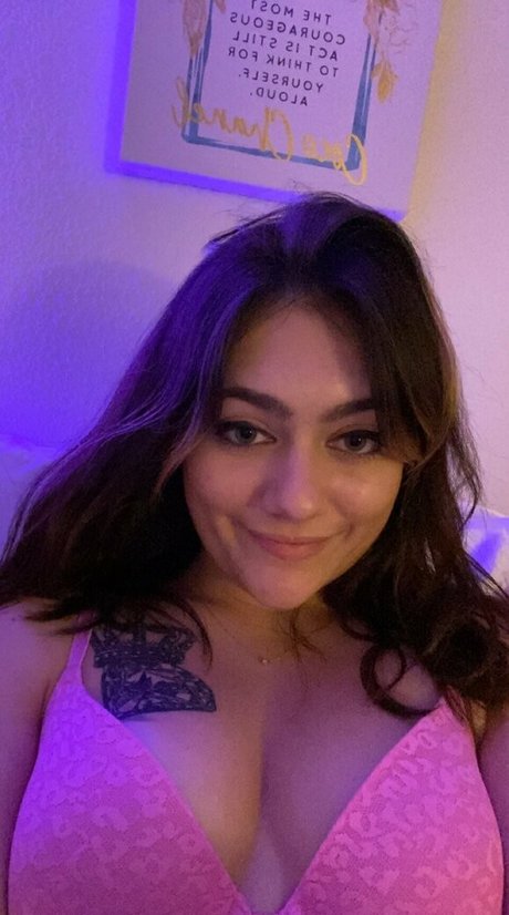 haleighsummers18 pornstar naked photo