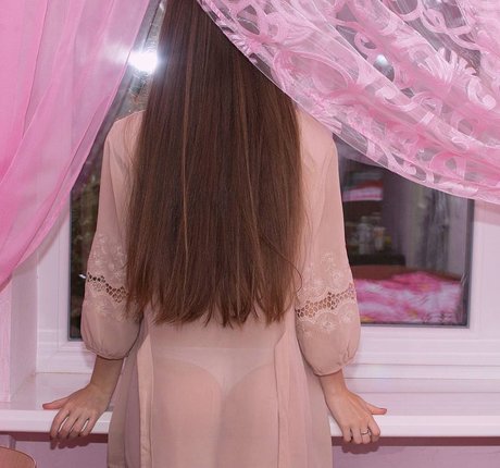 Sholl Nastya pornstar exclusive image