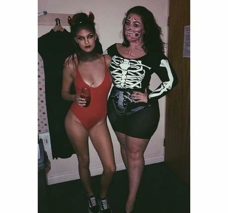 lesbians onlyfans hot sexy pictures