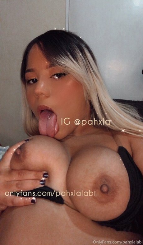 Paola Rich pretty model img