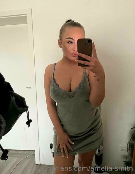 amelia smith nudes actress pictures