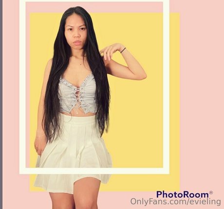 evieling model free images