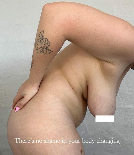 Isabella Davis pornographic star galleries