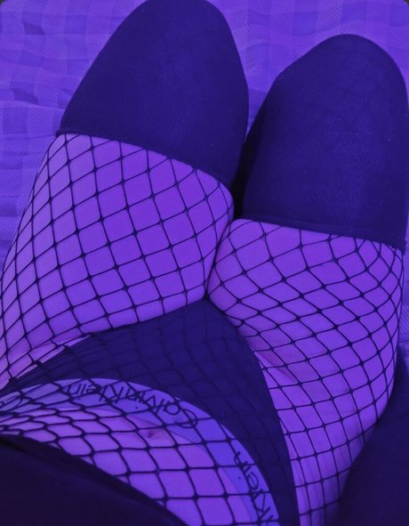 gloryhole wife onlyfans naked pic