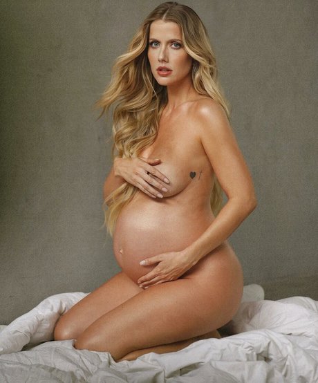 Gabriela Prioli nude model picture