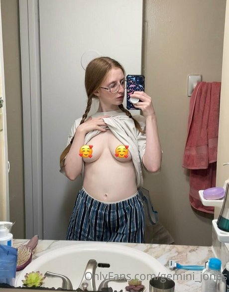 african onlyfans sexy image