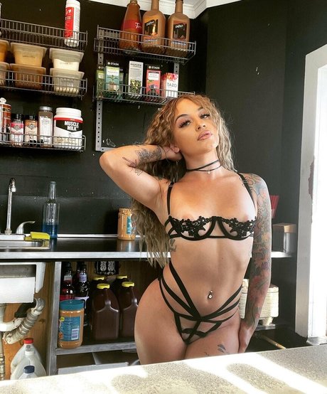 horny mature onlyfans sexy nudes images