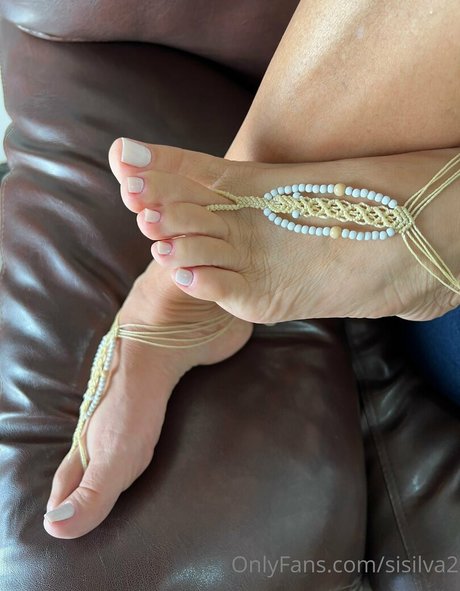 ebony teen onlyfans erotic pics