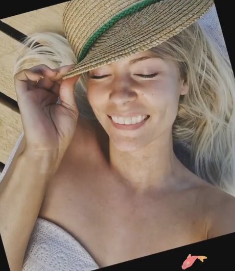 Laura Nieminen pornstar nice pic