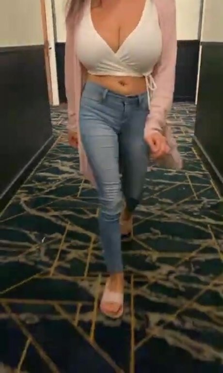 shemale cumshot onlyfans pornographic photos