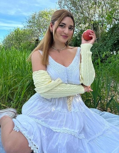 Lexi Borg model top image