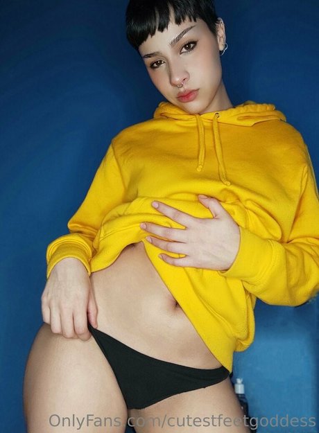 cutestfeetgoddess hd star photo