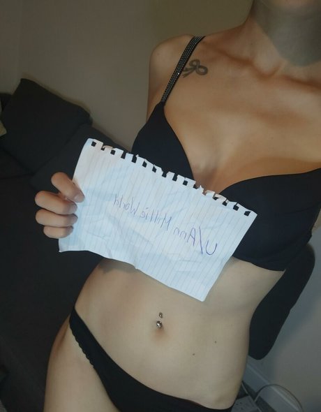 AnnMillie pornstar beautiful pictures