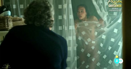 Nona Sobo exclusive star pic