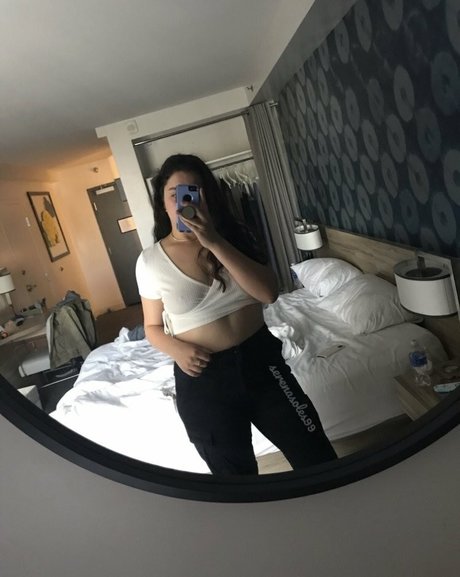 serenasoles99 adult model archive