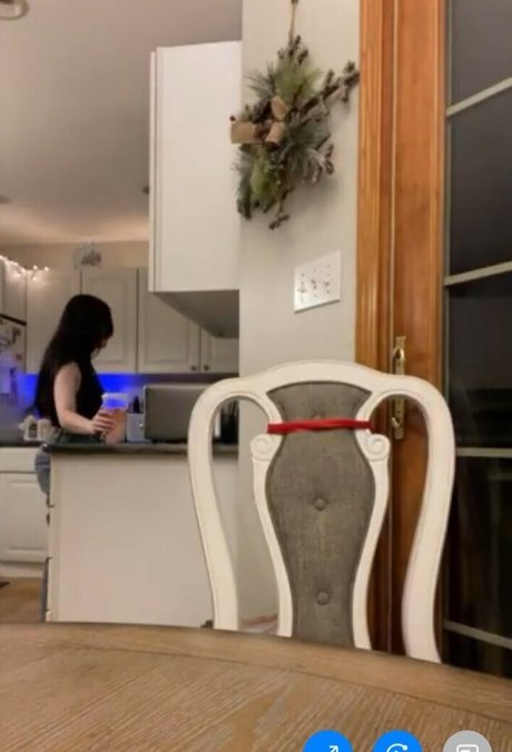 natural milf onlyfans exclusive picture