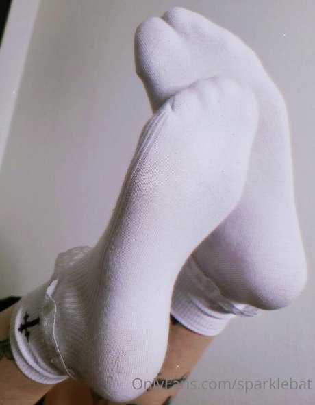 sparklebat nude thumbnail