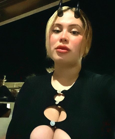 housewife onlyfans porn pic