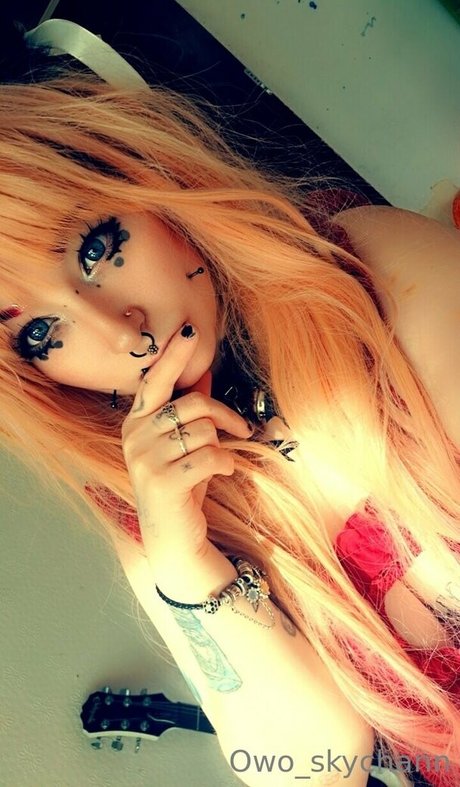 owo skychann model high quality photos