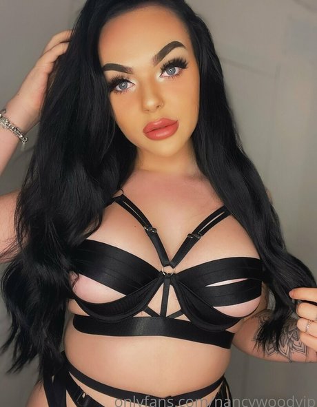 teen natural tits onlyfans nude photo