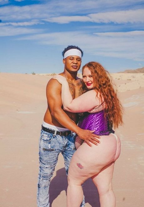 myliemoore exclusive pornstar pic