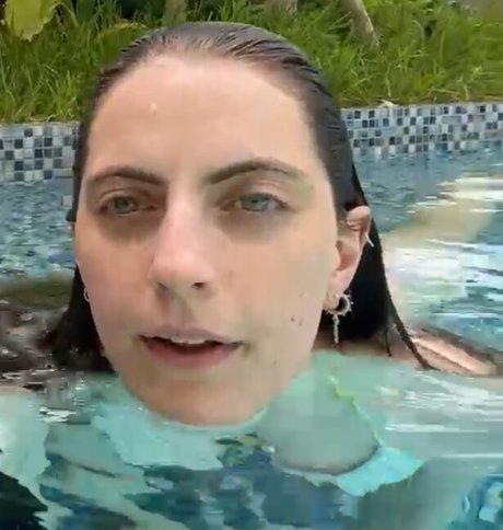 female popular onlyfans hot naked photos