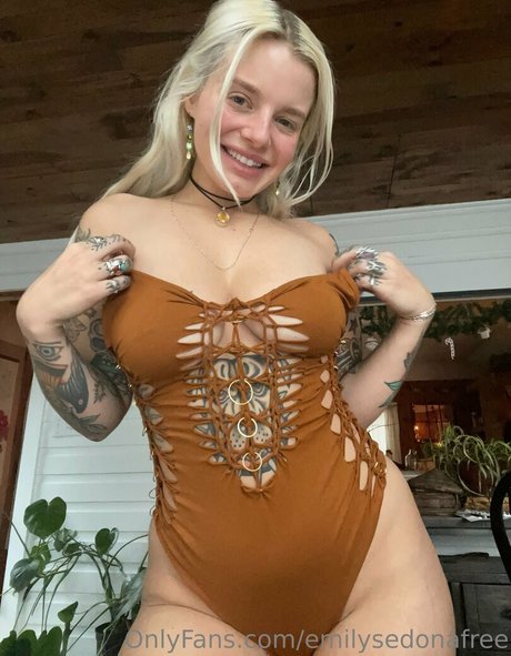 emilysedonafree perfect star gallery