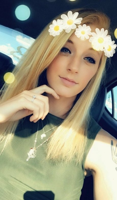 naughtyvettech model beautiful pic