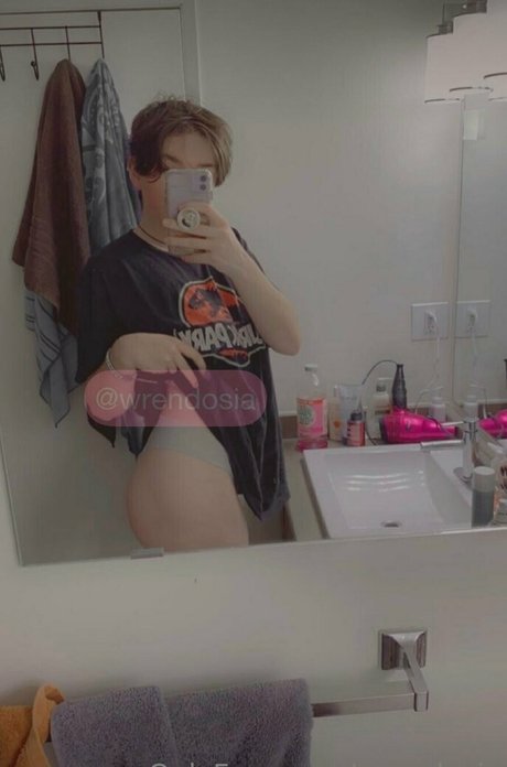 Wrendosia exclusive star picture