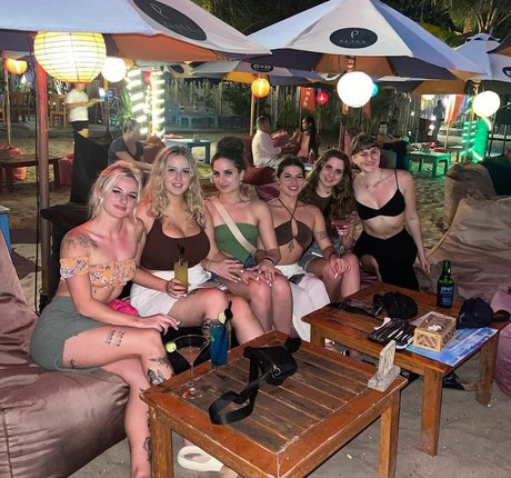 scorpio milk nice actress pic