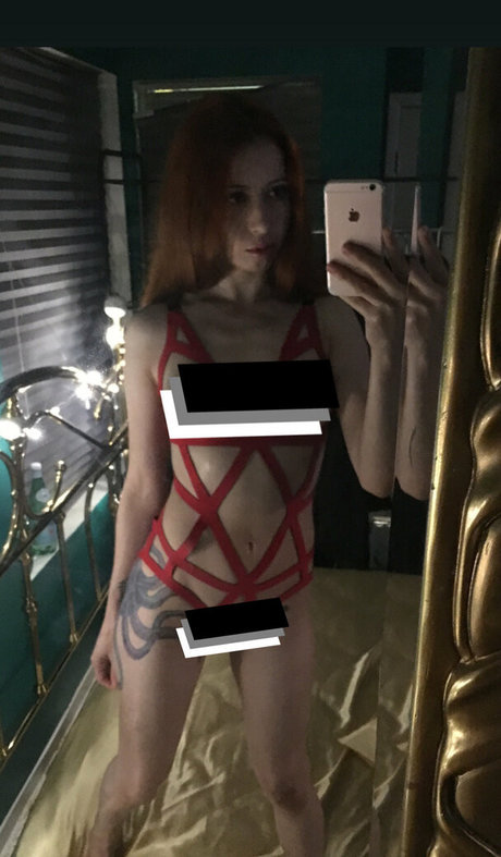 nudymagazineday model nudes picture
