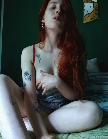 littlebunnyfree model naked photo