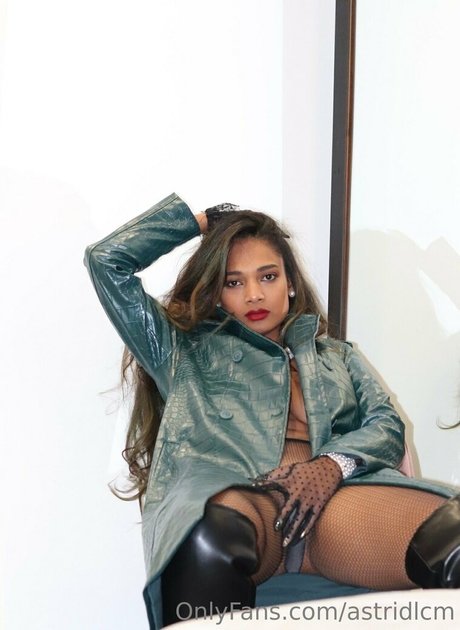 black naked onlyfans naked images