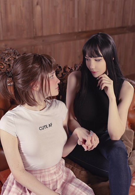 Lilya0o model free pictures