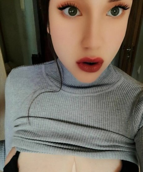 pattaya ladyboy onlyfans art porn photo