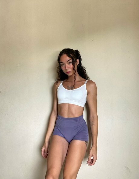 Biazinhagabi beautiful model img