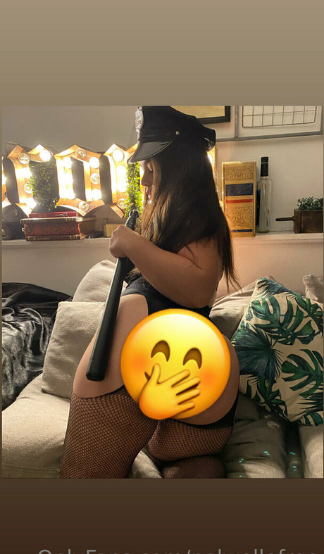 white shemale onlyfans beautiful porn pic