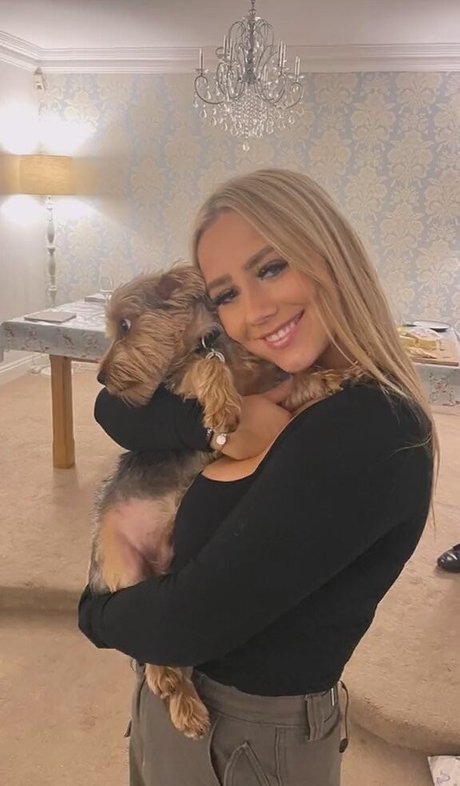 Gracie M exclusive actress photos