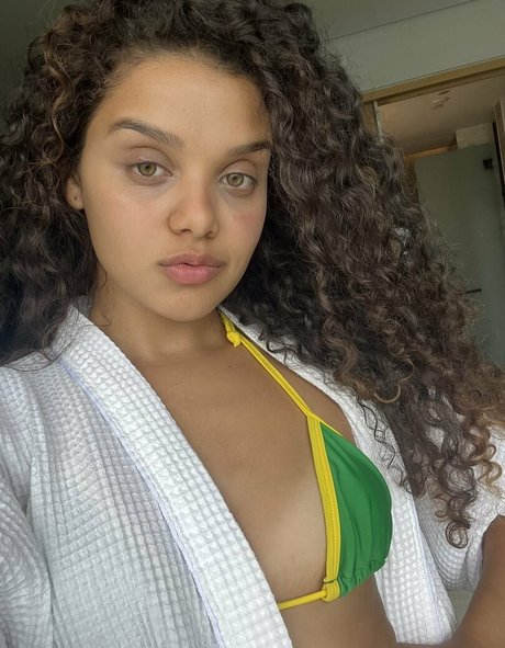 Danielle Olimpia pornstar perfect picture