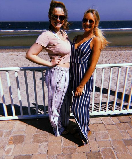 blonde shemale onlyfans free porn img