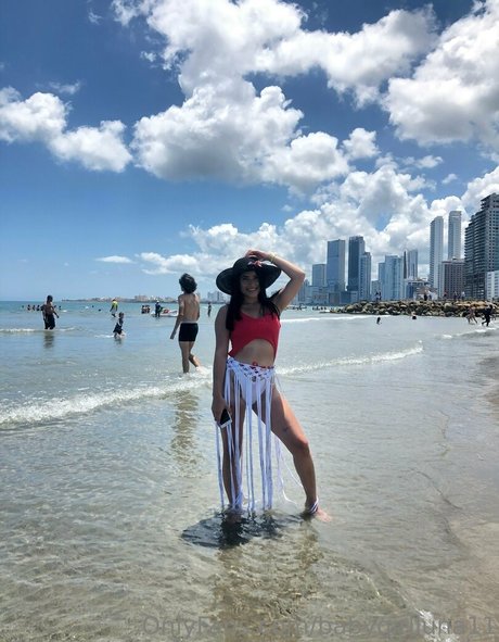 babygirlluna12 model sexy gallery