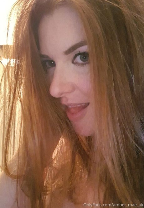 amber mae uk pornstar nude archive