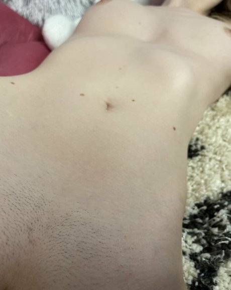 Nikkiinnirvana model nude photos