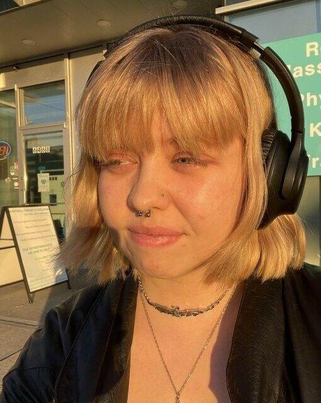 shemale dominatrix onlyfans nude gallery