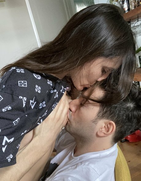 My Sweet Apple porn model pictures