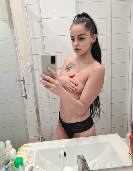 _Sweet Tiny pornstar high quality galleries