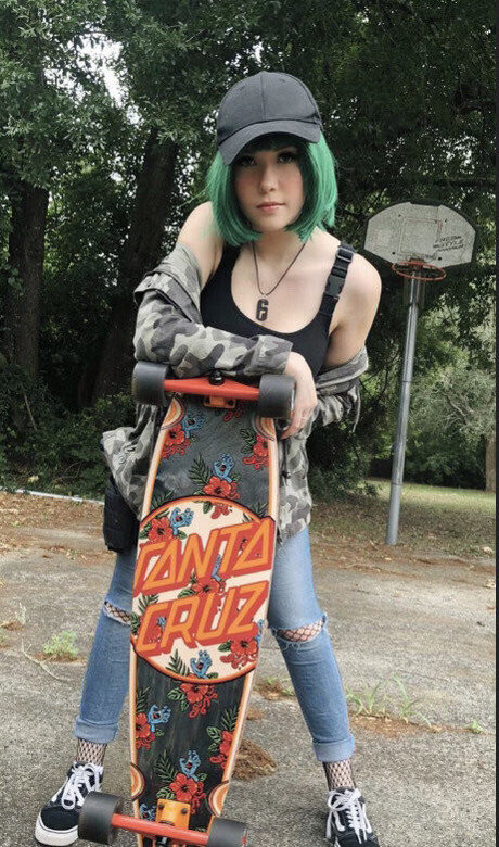 Aestheticallydorky model nude image