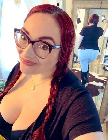 Allie Wayne nudes star pic