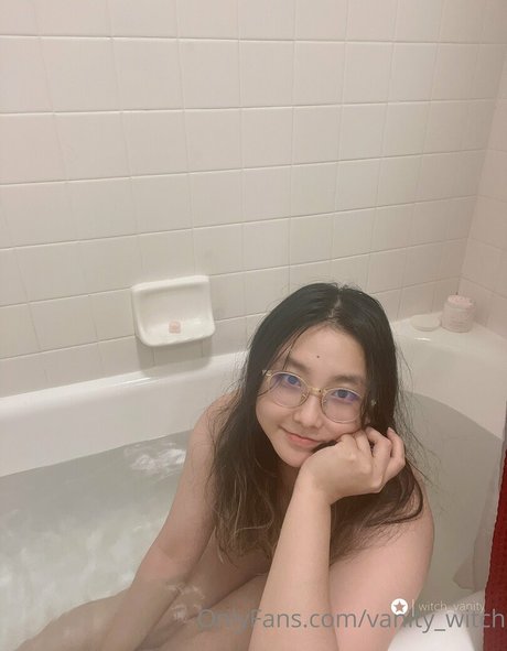 vanity witch star hot pic