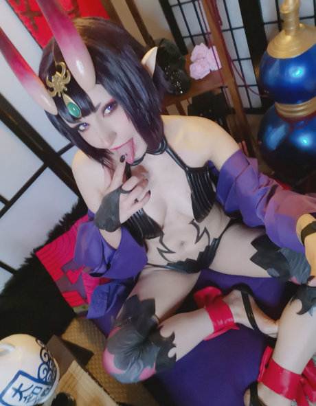 ShiroKitsune sex model img
